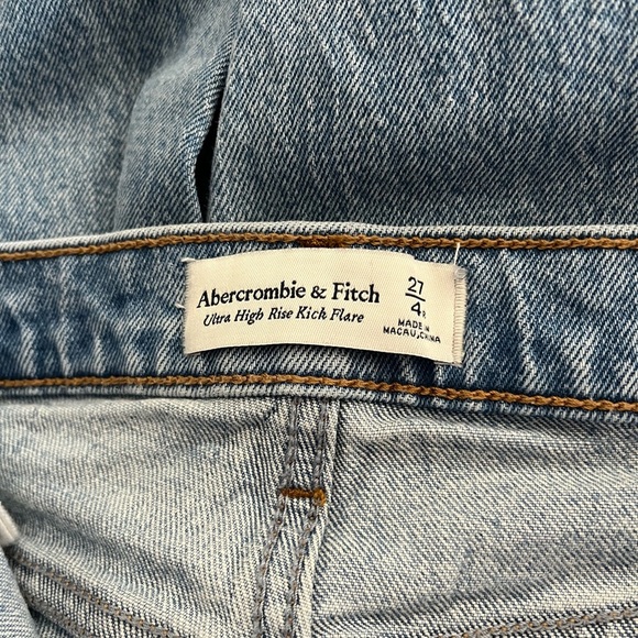 Abercrombie & Fitch Light Blue Flare Jeans - Picture 10 of 11